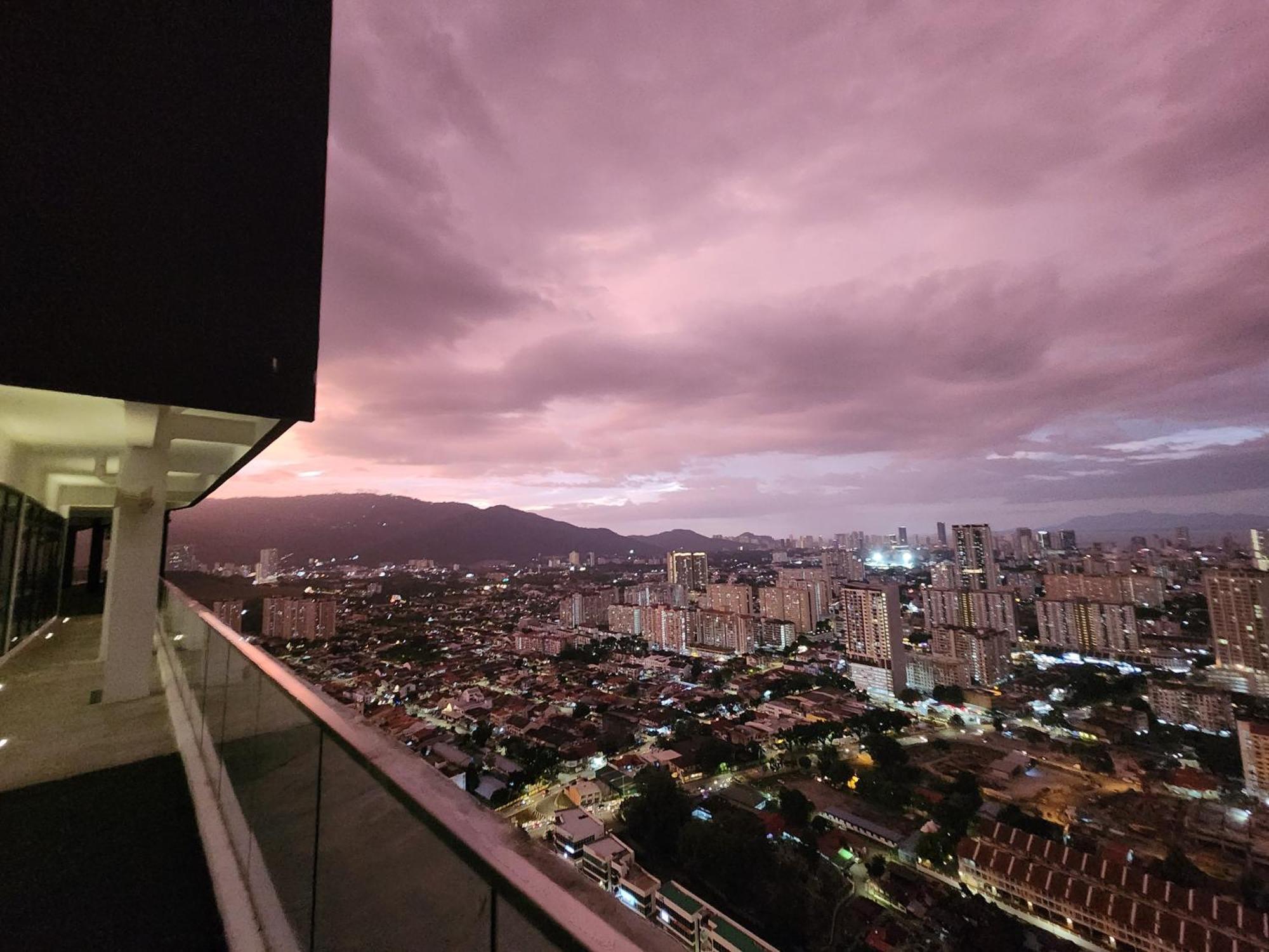 Urban Suites - Penang Jelutong Экстерьер фото